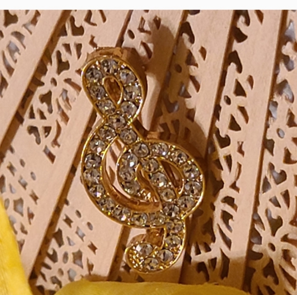 Music Note Brooch Pin - Picture 2 of 7